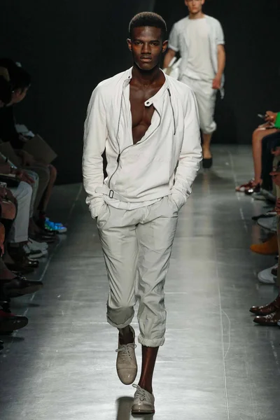 Look 23